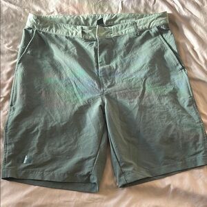 Helly Hansen Men's Olive Green Flat Front Shorts